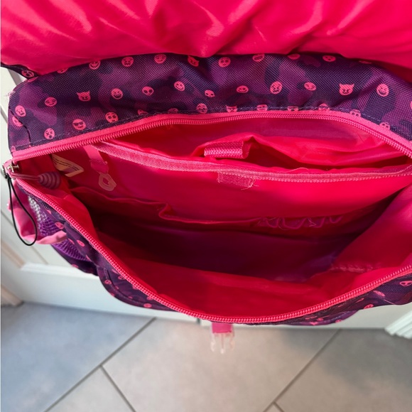 💜💗 BIXBEE~Adorable Backpack with adjustable straps~Great Condition💜💜 - Picture 10 of 16